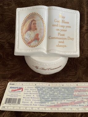White 5” Roman Porcelain First Communion book music plays “The Lords Prayer”
